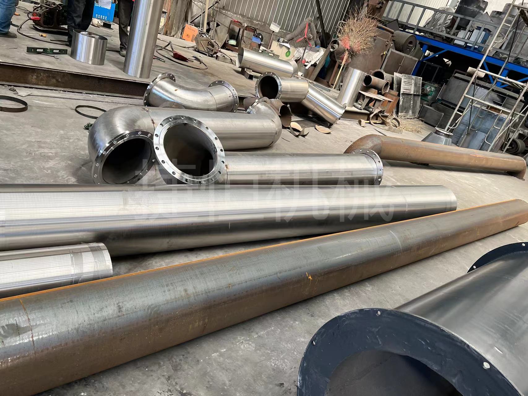 ���P����